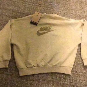 Youth small Nike sweatshirt *NEVER WORN